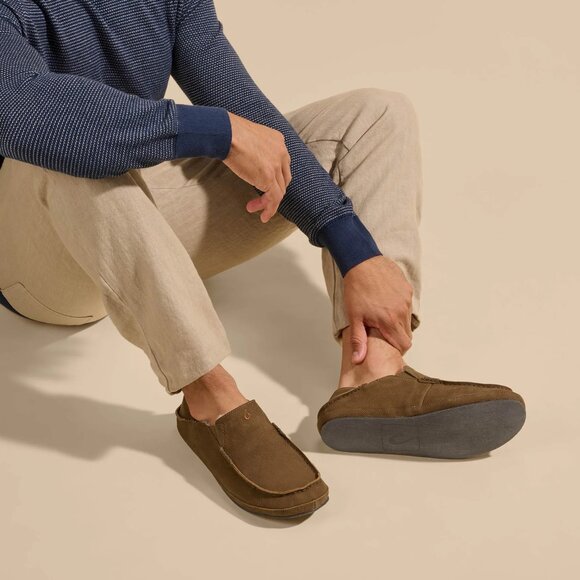OluKai Moloa Men’s Nubuck Slipper Loafers Shoes  $140 in Kona Coffee - Picture 1 of 16